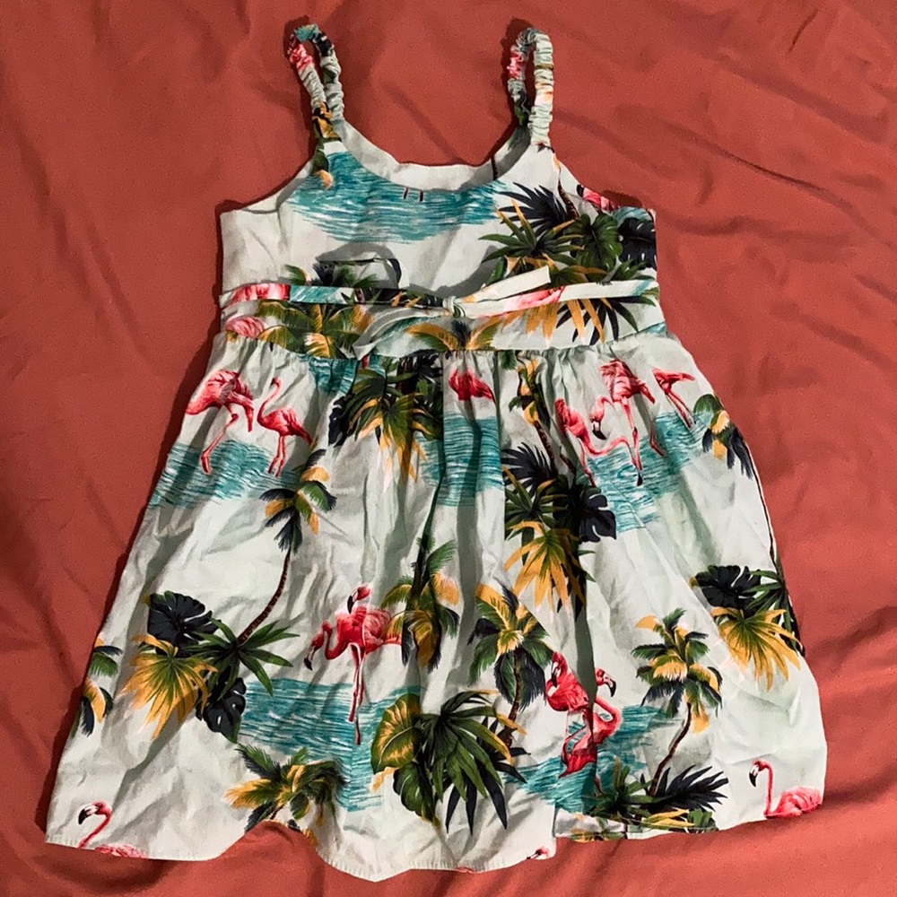 Pacific Legend dress size 3-4
